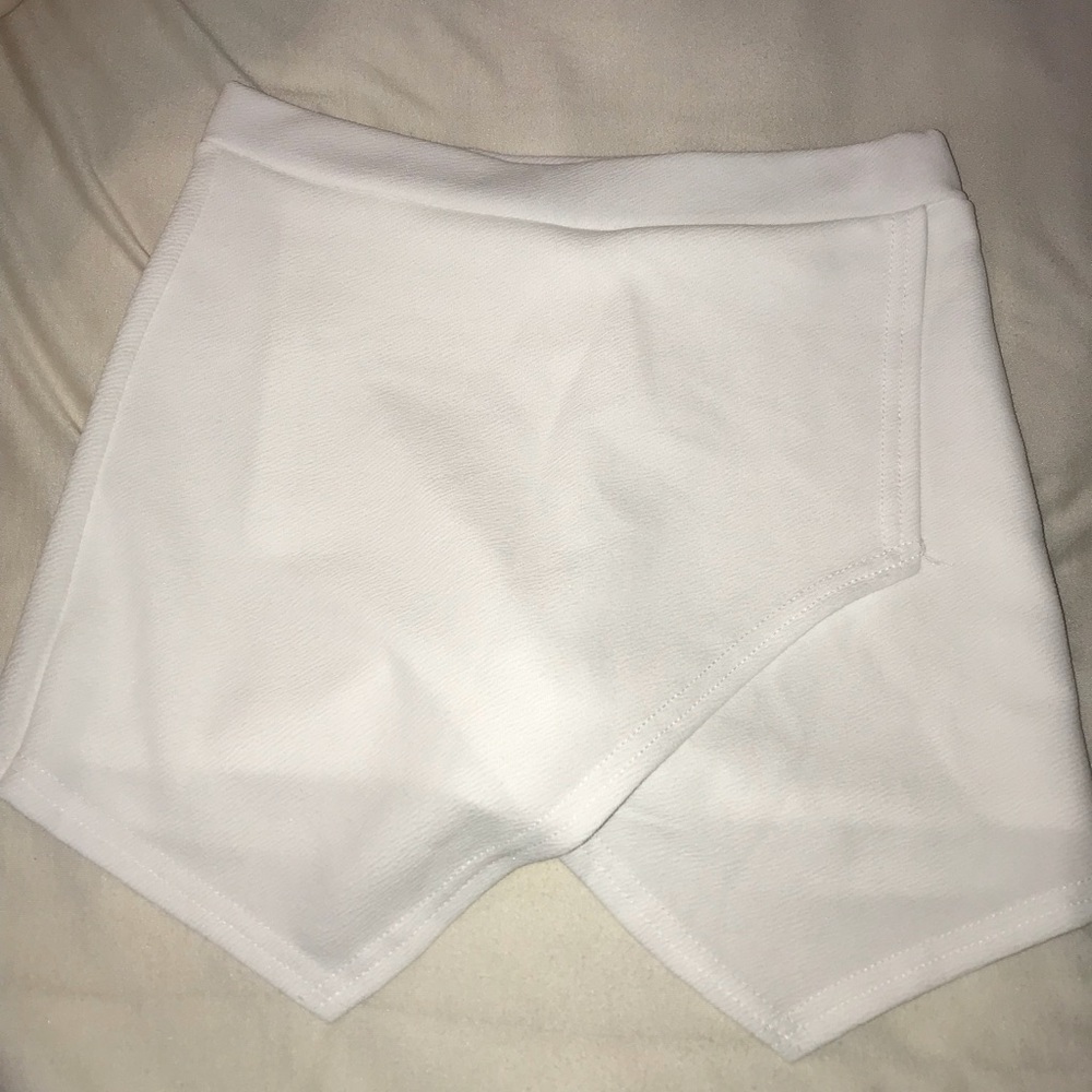 skort